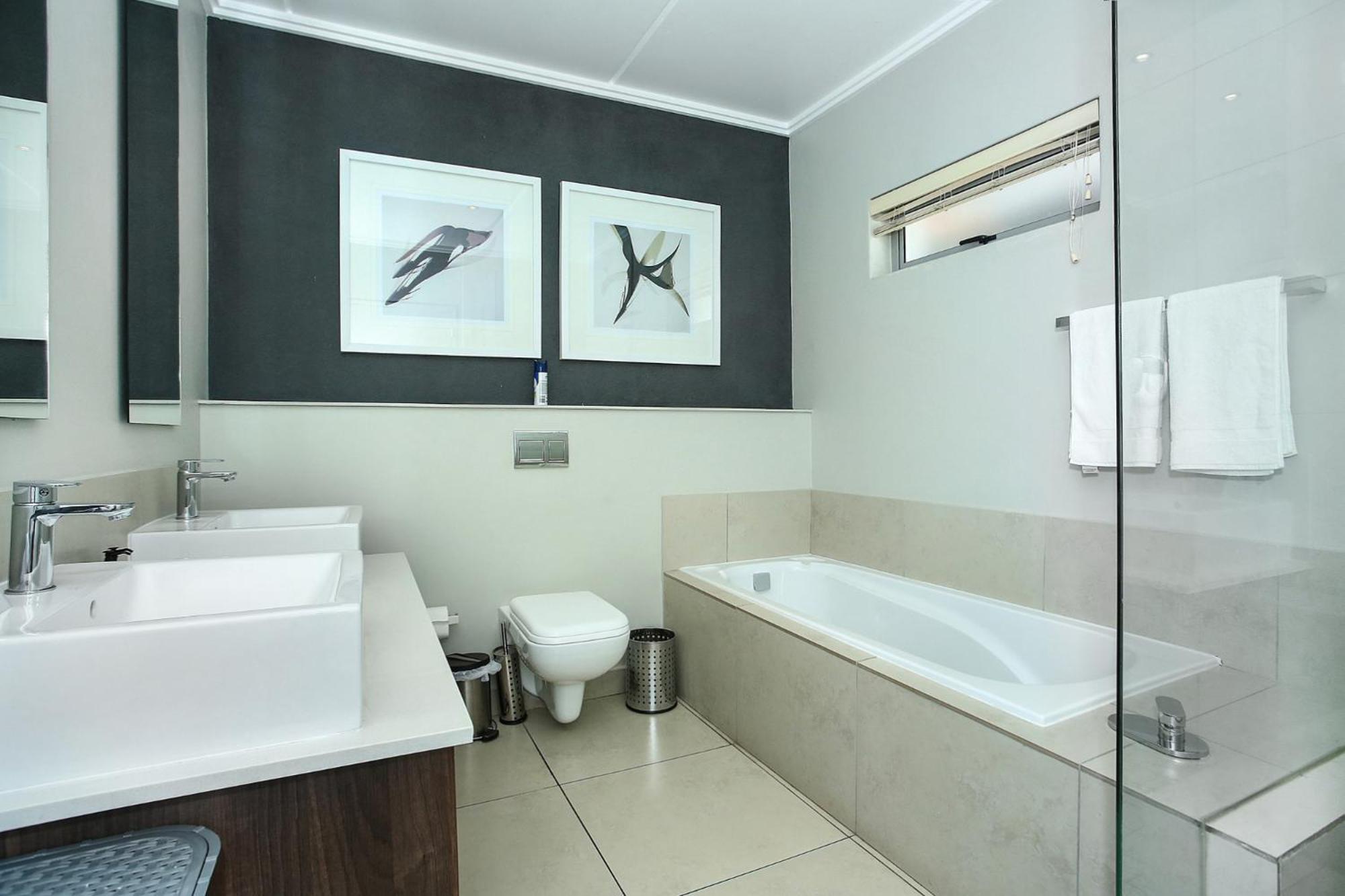 Epic Lifestyle Apartment Sandton Йоханнесбург Экстерьер фото