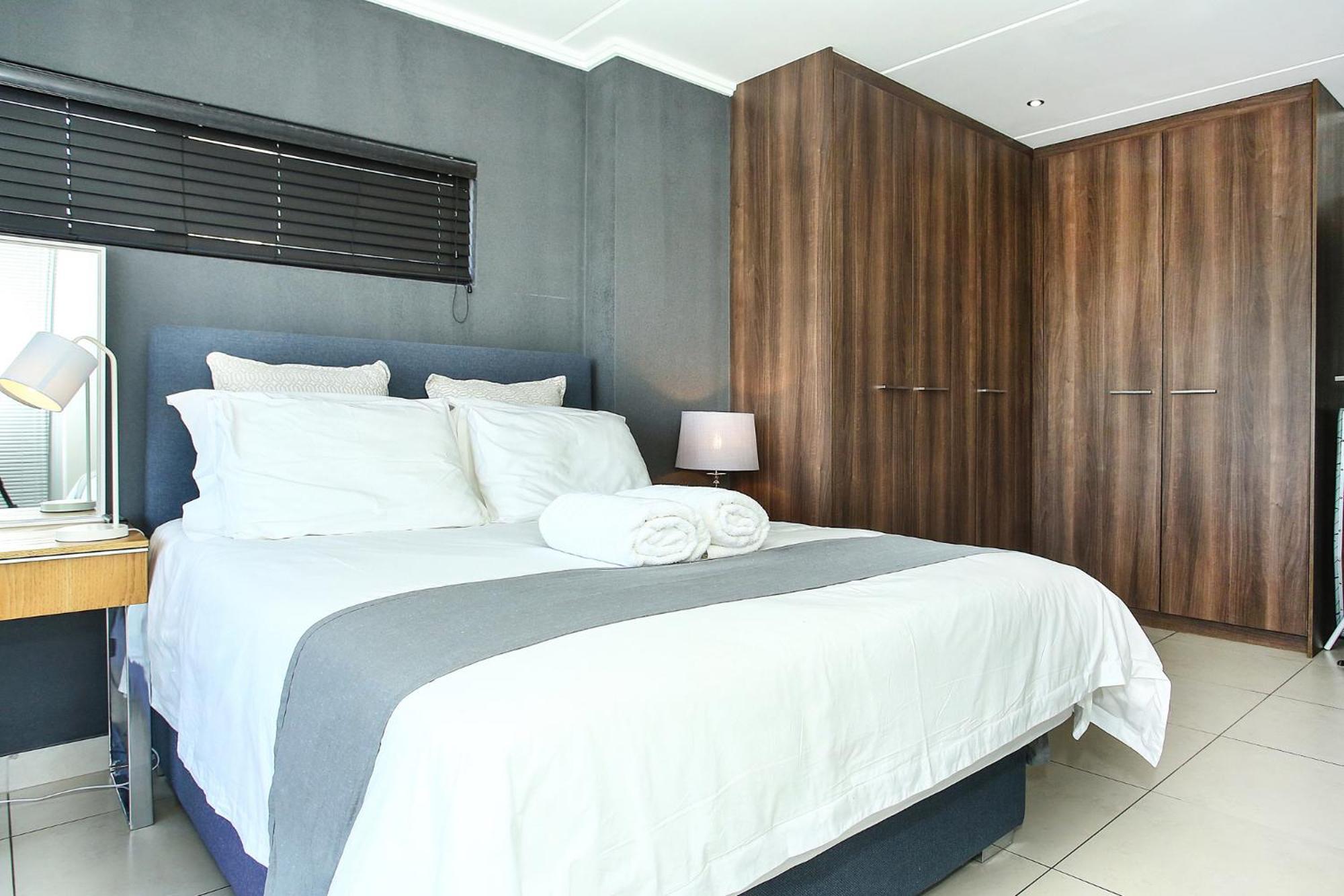 Epic Lifestyle Apartment Sandton Йоханнесбург Экстерьер фото